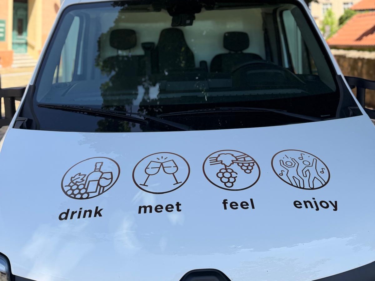 Wine Truck — přední pohled